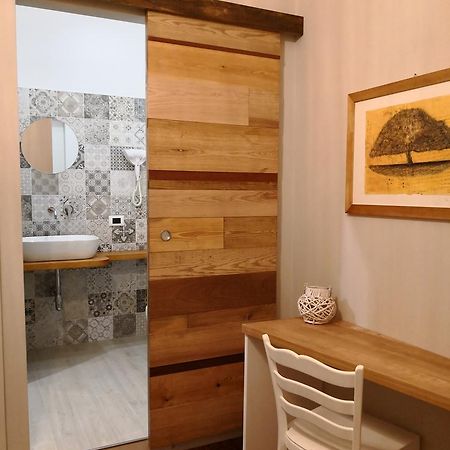 B&B Casa Orlando 테라시니 외부 사진