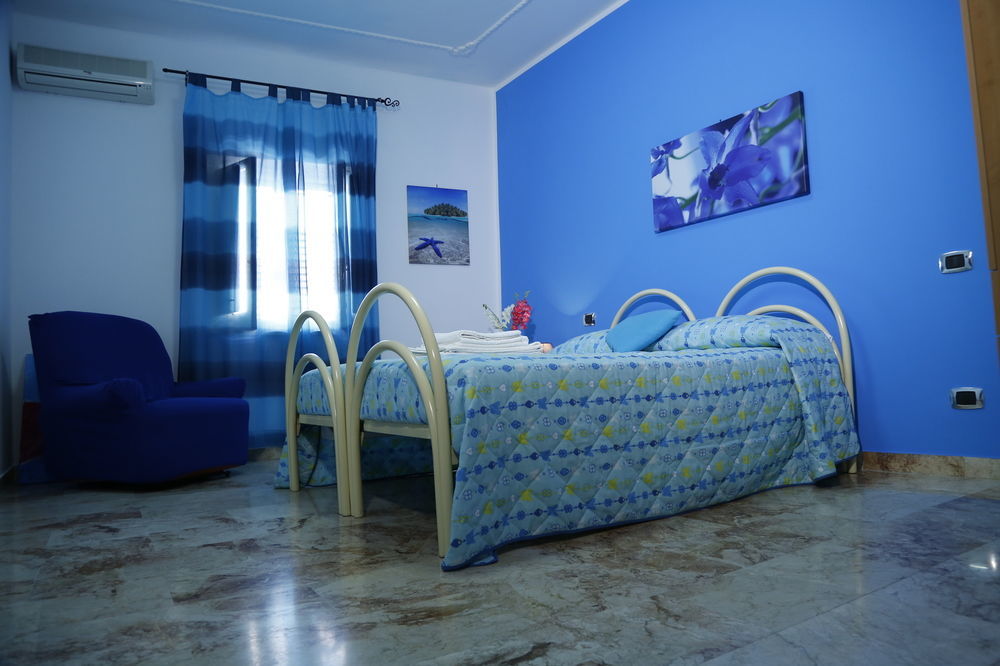 B&B Casa Orlando 테라시니 외부 사진