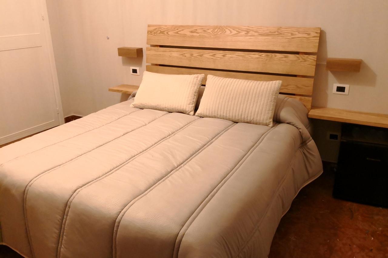 B&B Casa Orlando 테라시니 외부 사진
