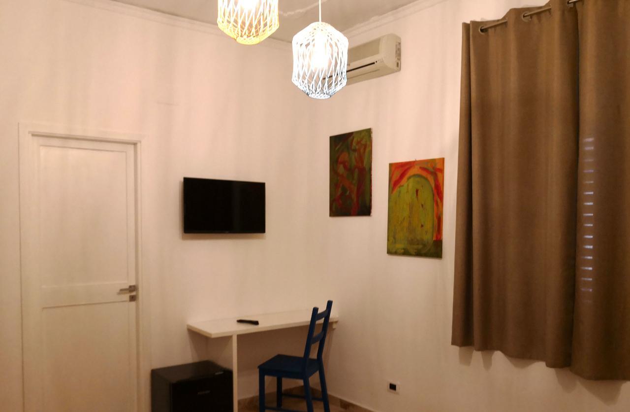 B&B Casa Orlando 테라시니 외부 사진