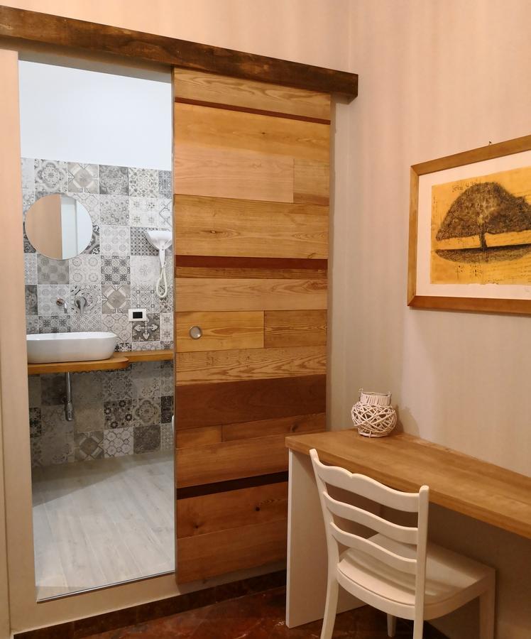 B&B Casa Orlando 테라시니 외부 사진